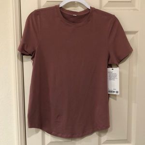 ✨LULULEMON SHIRT✨